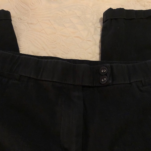 Chico’s Black Capris with Pockets front zip size 3 or XL 16 - Picture 8 of 9